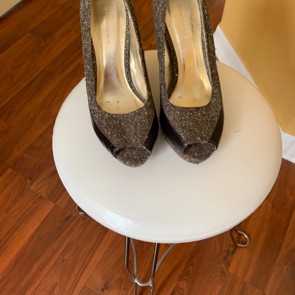 Banana Republic Tweed and Leather Platform Shoes
